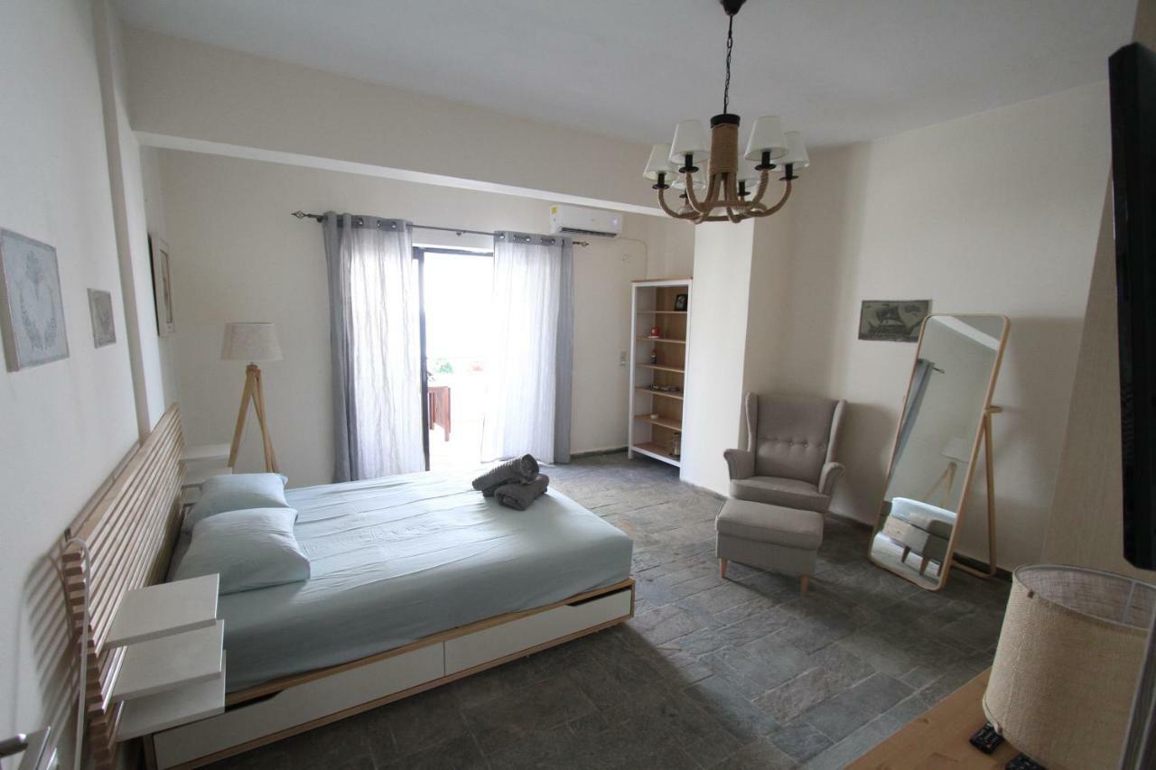 Katerina'S Villa Nea Palatia Dış mekan fotoğraf